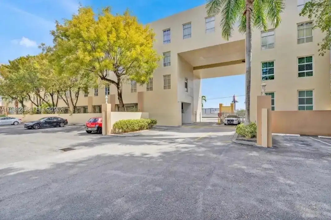 7420 W 20th Ave # 243, Hialeah FL 33016 photo 4