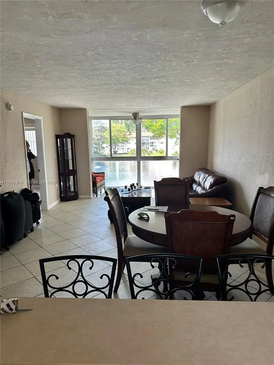 2701 E Sunrise Lakes Dr # 209, Sunrise FL 33322 photo 2