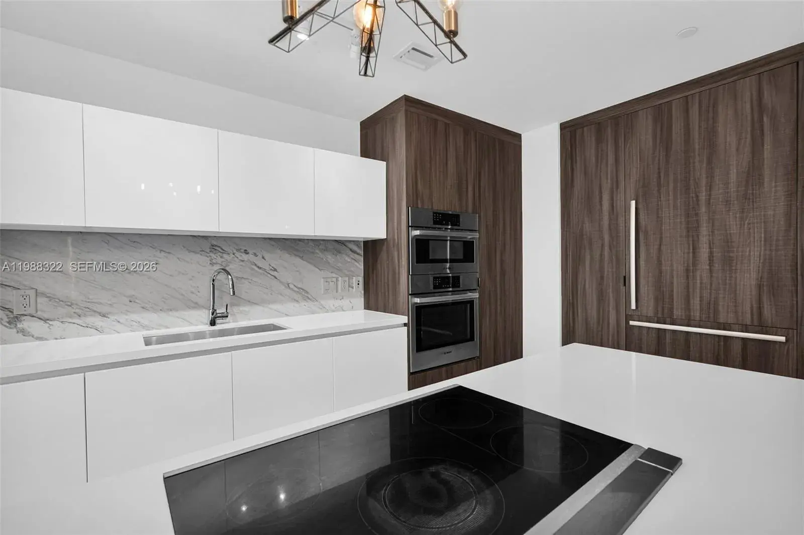 851 NE 1st Ave # 2912, Miami FL 33132