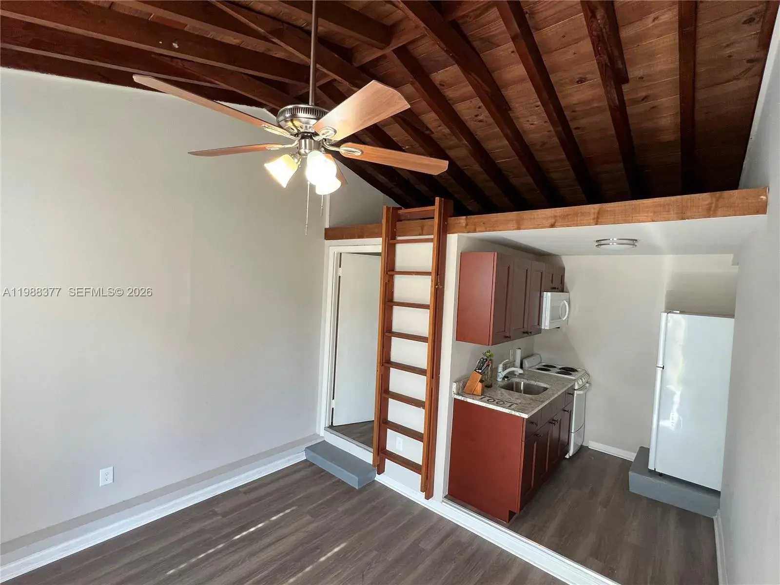 1001 S 22nd Ct Rear, Hollywood FL 33020