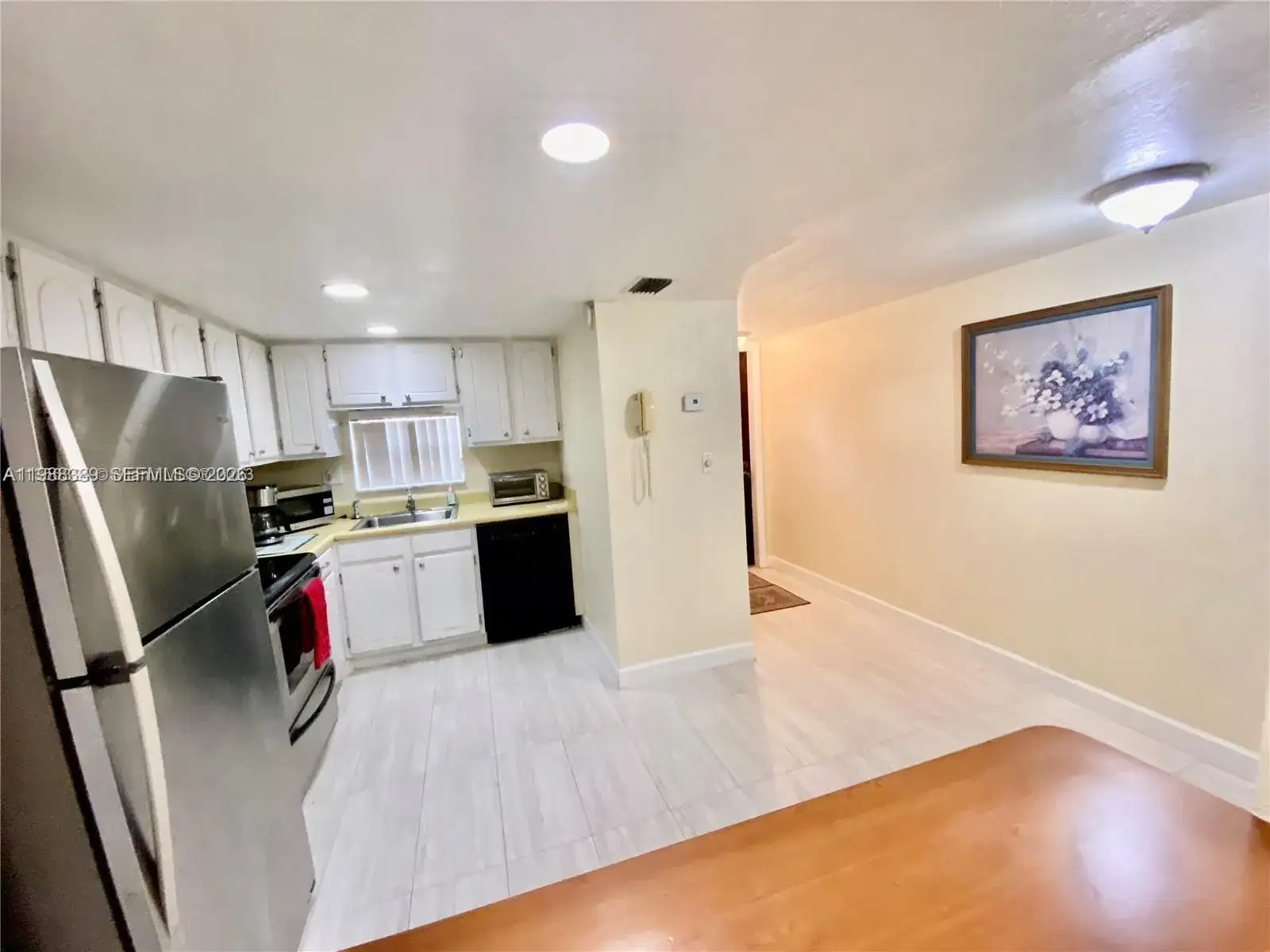 671 S Hollybrook Dr # 104, Pembroke Pines FL 33025 photo 3