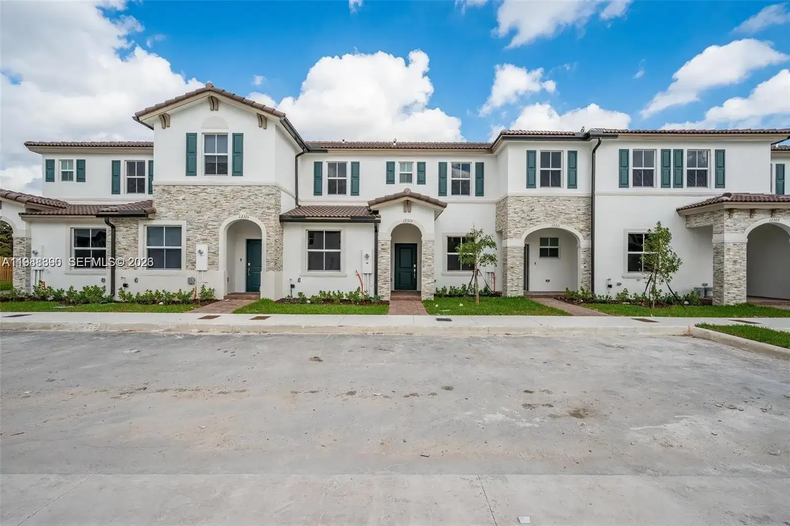 12313 NW 23rd Court, Miami FL 33167 photo 3