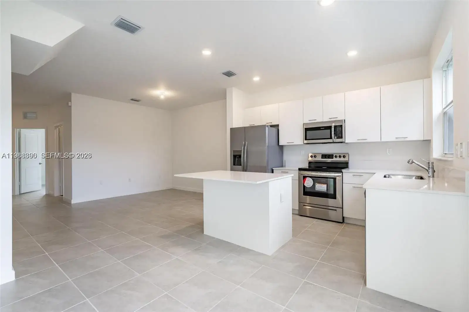 12313 NW 23rd Court, Miami FL 33167 photo 5