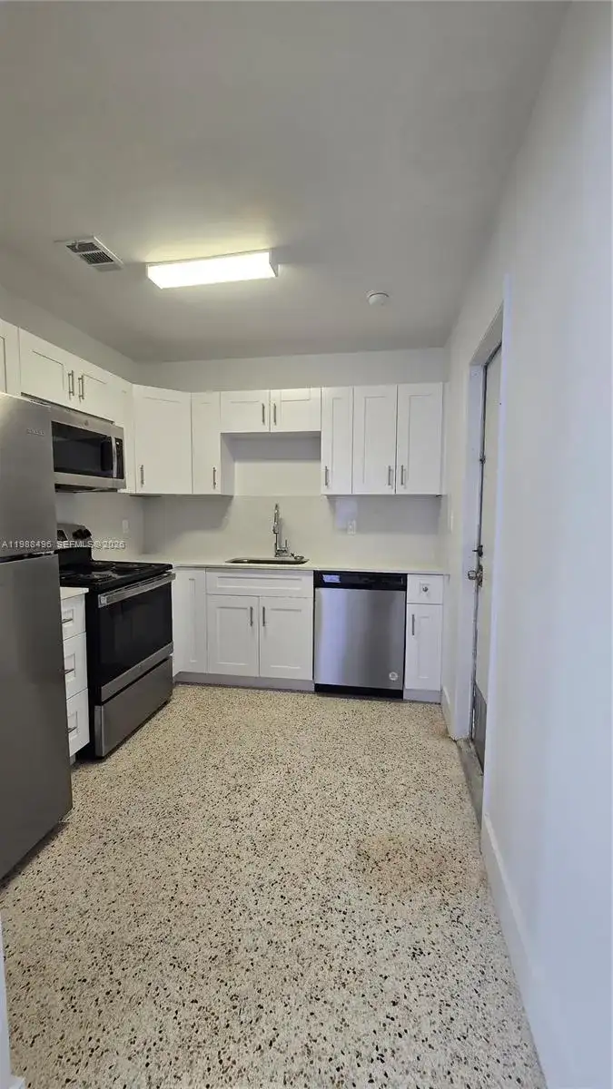 3306 SW 24th Ter, Miami FL 33145 photo 5