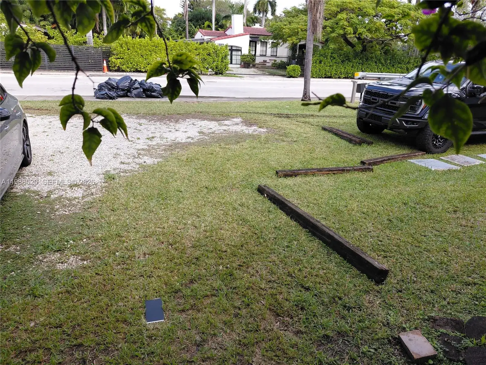 1050 NE 82nd St # 1, Miami FL 33138 photo 2