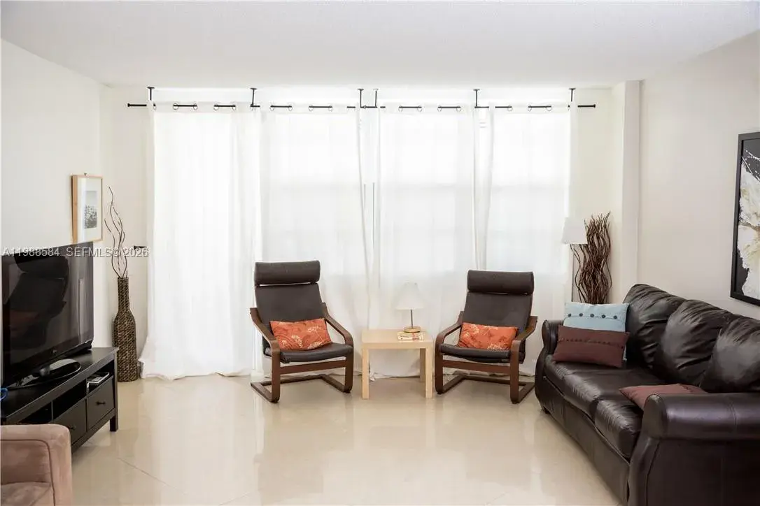 3725 S Ocean Dr # 1003, Hollywood FL 33019