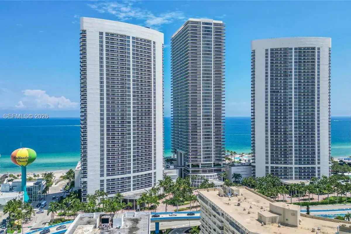 1830 S Ocean Dr # 4511, Hallandale Beach FL 33009
