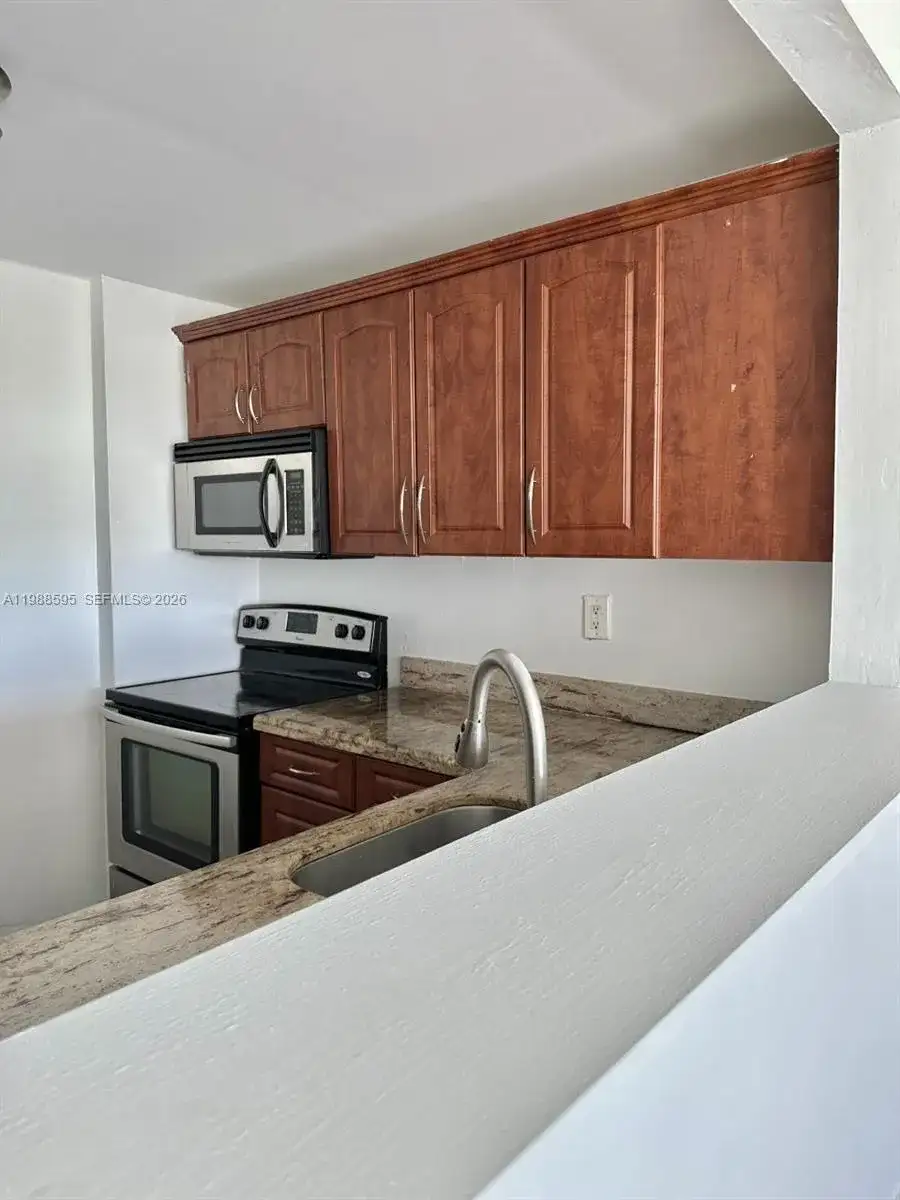 9001 SW 77th Ave C-604, Miami FL 33156 photo 5