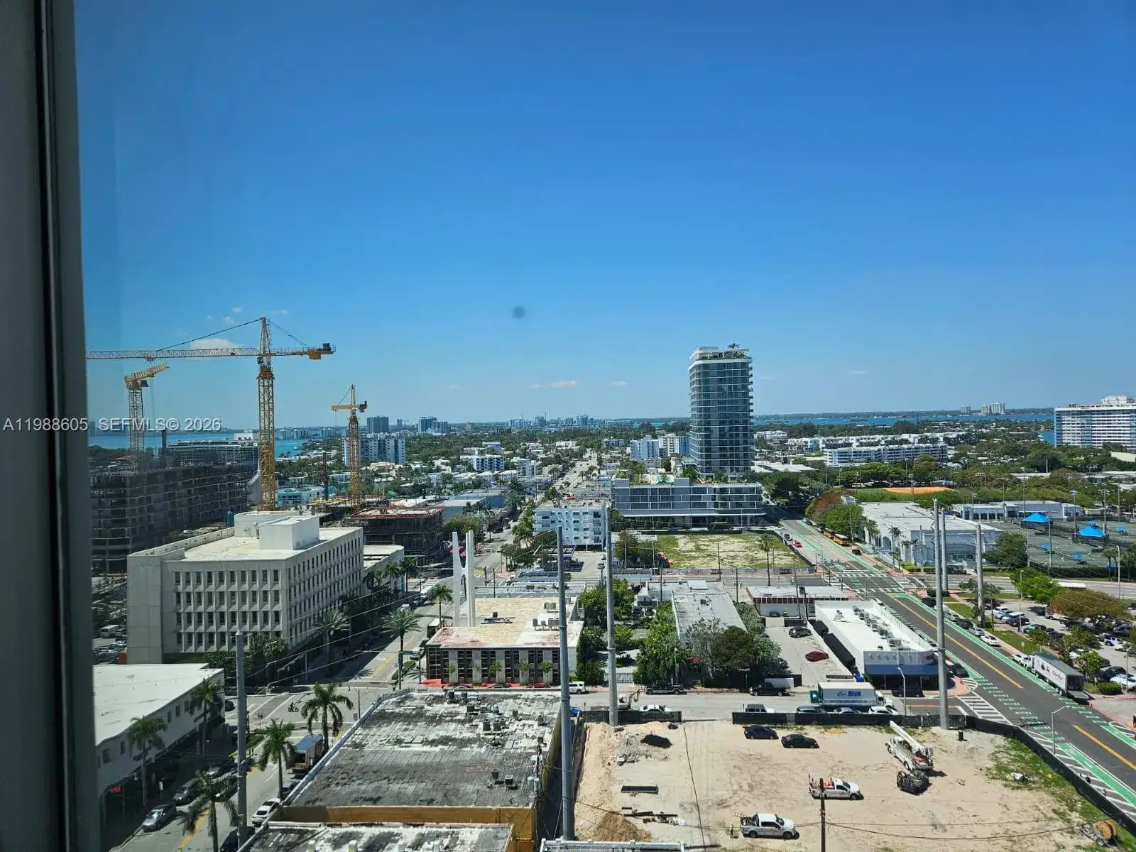 1 bedroom 2 bath Residential for sale at 7135 Collins Ave # 1821, Miami Beach FL 33141