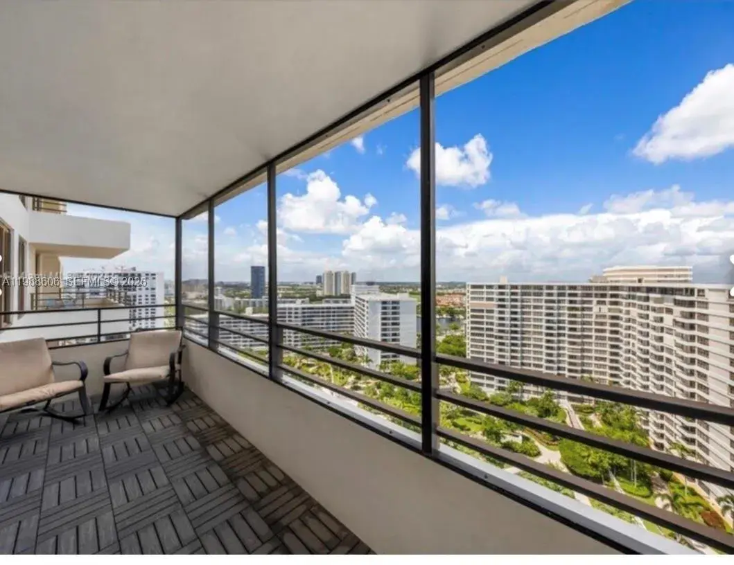 2500 Parkview Dr # 2119, Hallandale Beach FL 33009