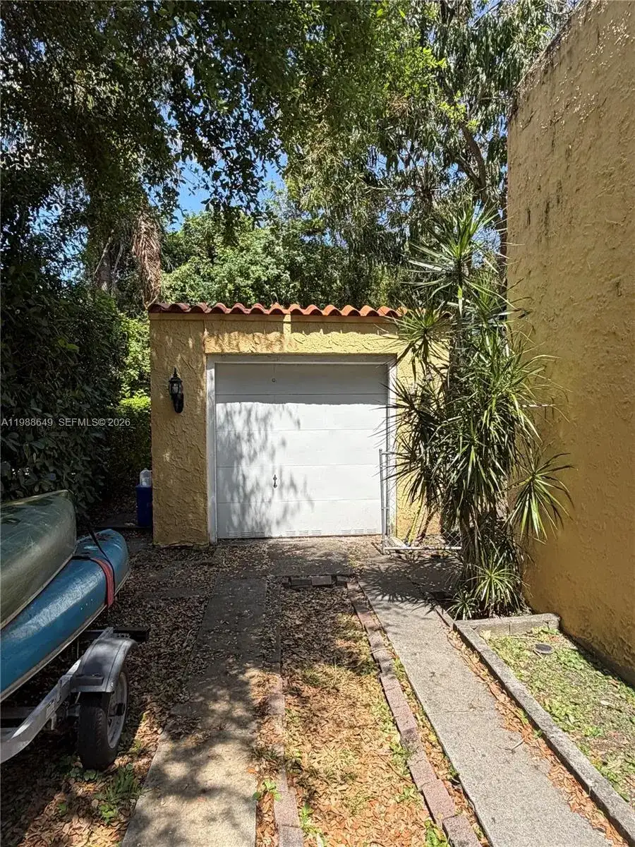 1209 Mariana Ave, Coral Gables FL 33134 photo 4