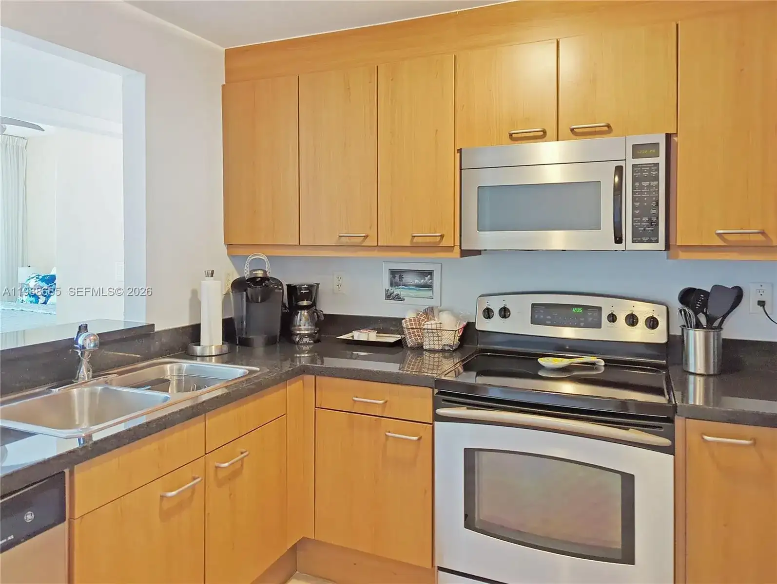 225 Collins Ave # 4J, Miami Beach FL 33139 photo 4