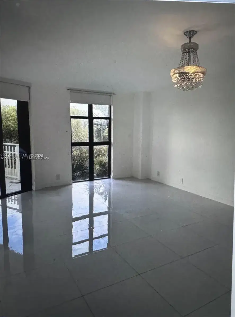 4000 Towerside Ter # 609, Miami FL 33138 photo 2