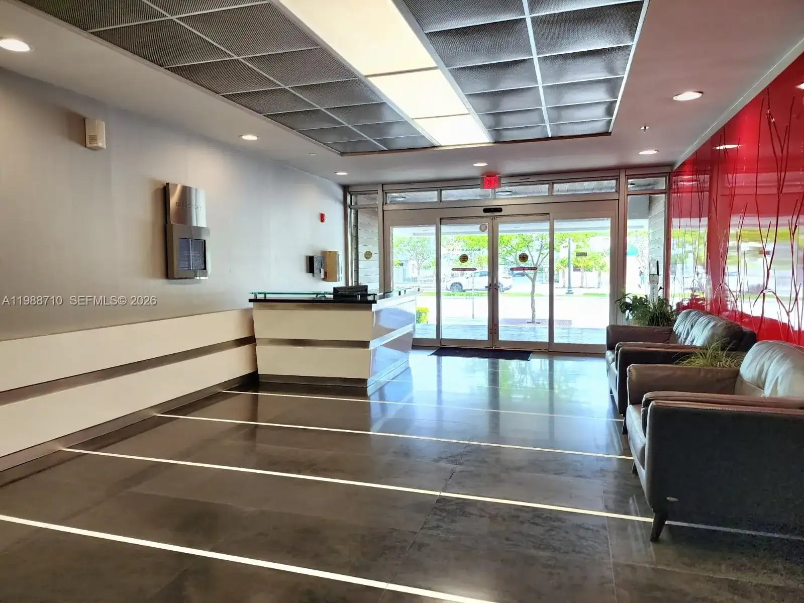 2450 Hollywood Blvd, Hollywood FL 33020 photo 3