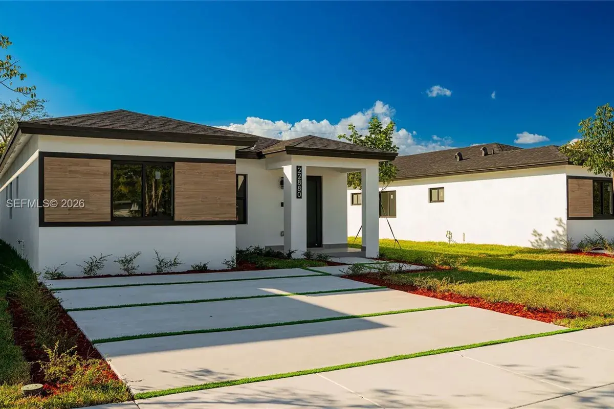 22840 SW 122nd PL, Miami FL 33170