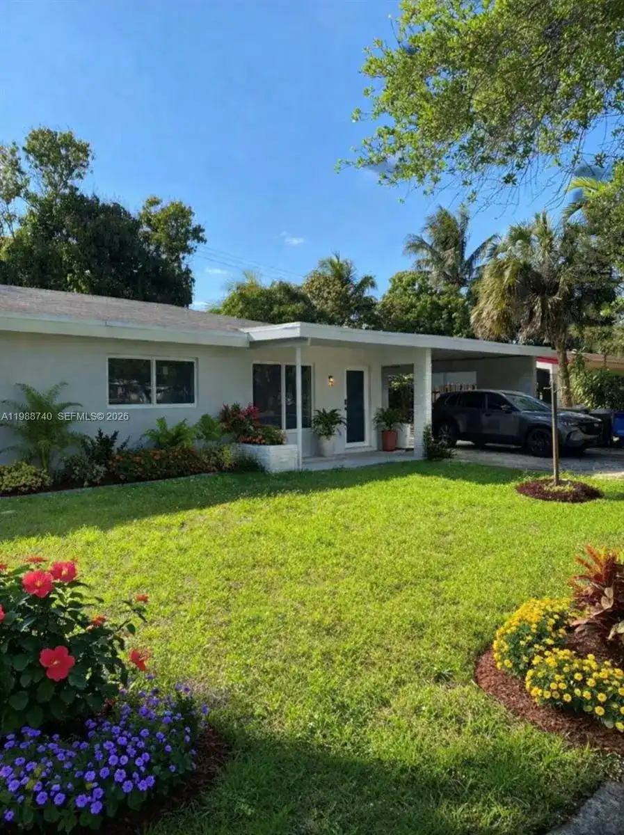 831 SW 39th Ave, Fort Lauderdale FL 33312