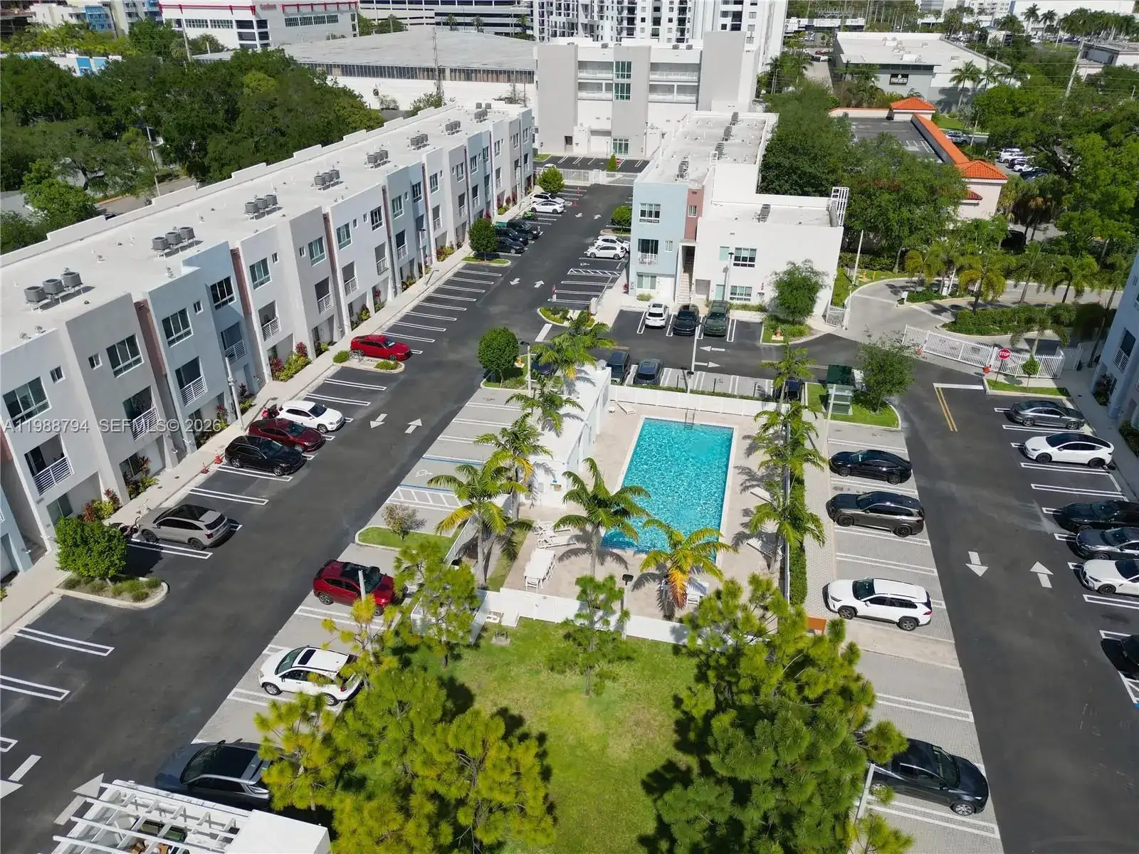 2505 NE 193rd St # 4208, Miami FL 33180 photo 3