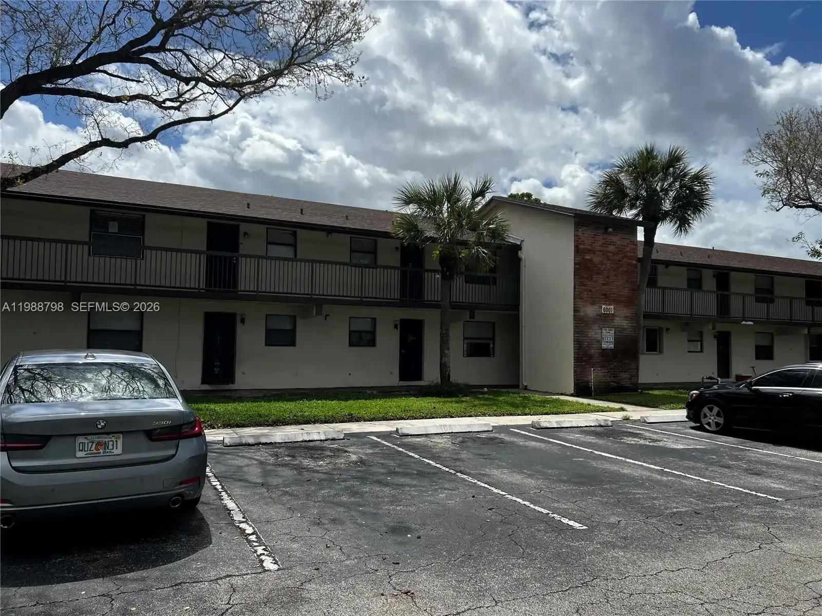 6001 Shakerwood Cir # 204, Tamarac FL 33319