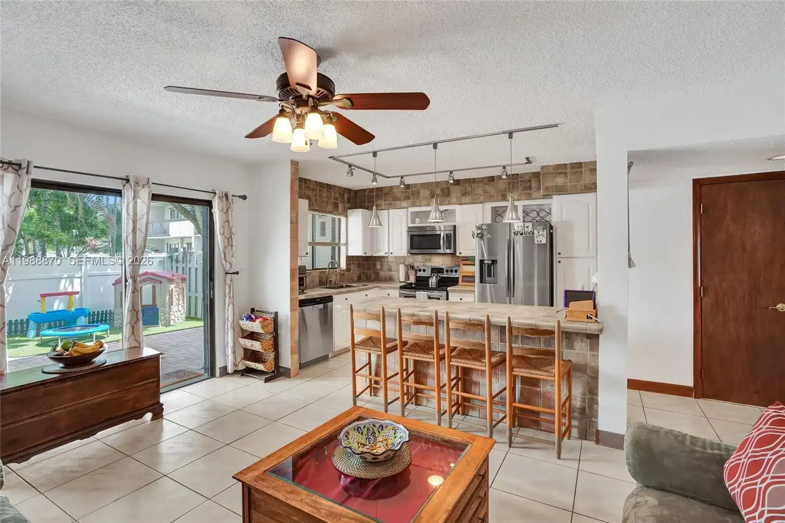 16465 NE 26th Ave # 18, North Miami Beach FL 33160