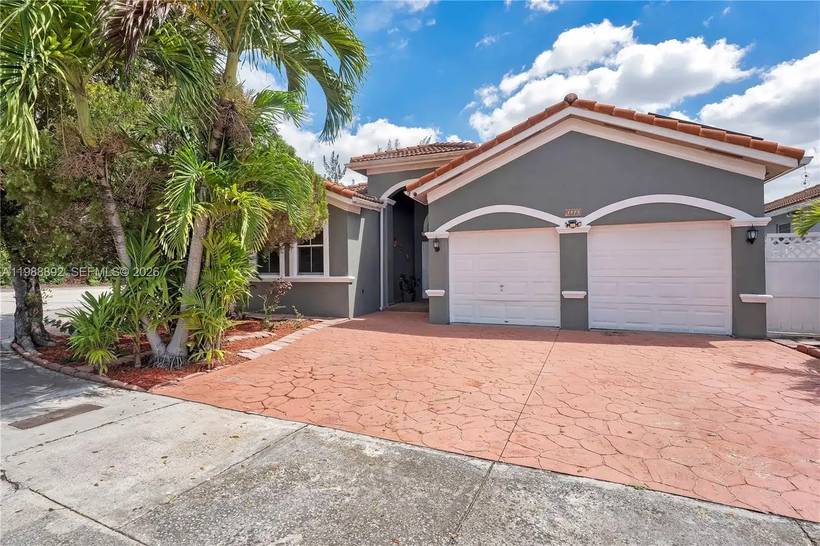 1173 NW 135th Ct, Miami FL 33182 photo 2