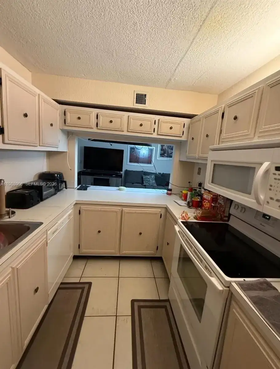 9441 Live Oak Pl # 209, Davie FL 33324 photo 3