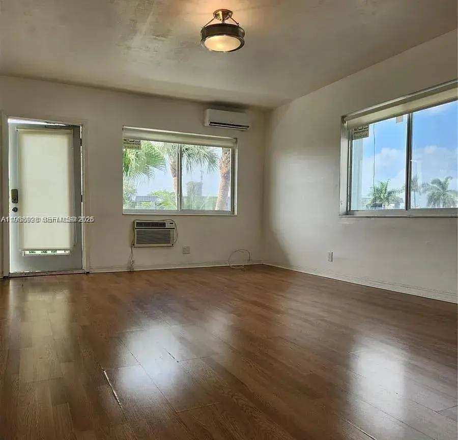 455 Golden Isles Dr # 309, Hallandale Beach FL 33009