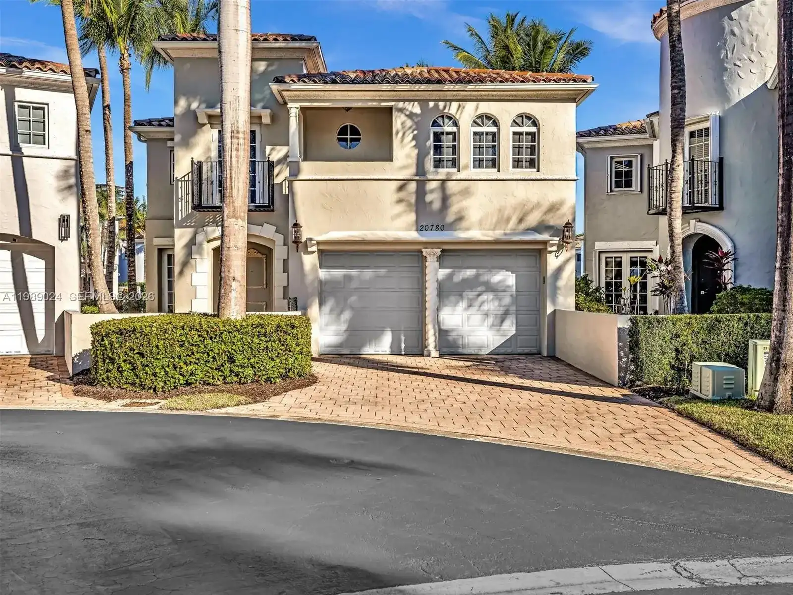 20780 NE 32nd Ave, Aventura FL 33180