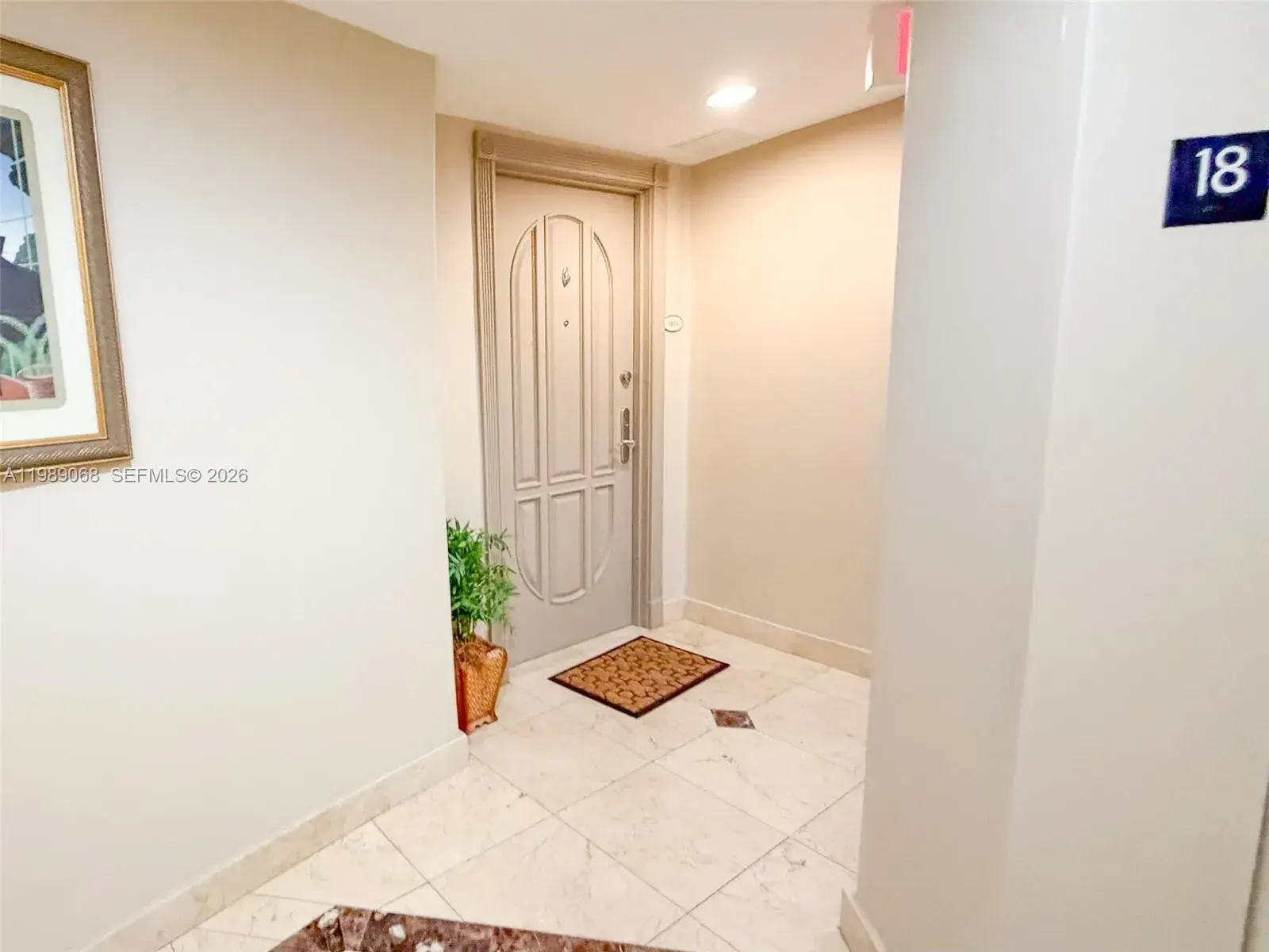 3370 Hidden Bay Dr # 1814, Aventura FL 33180