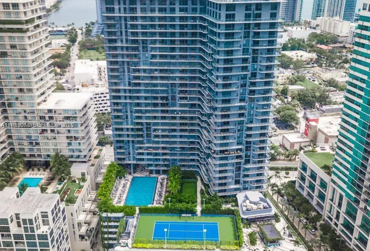 121 NE 34th St # 2115, Miami FL 33137