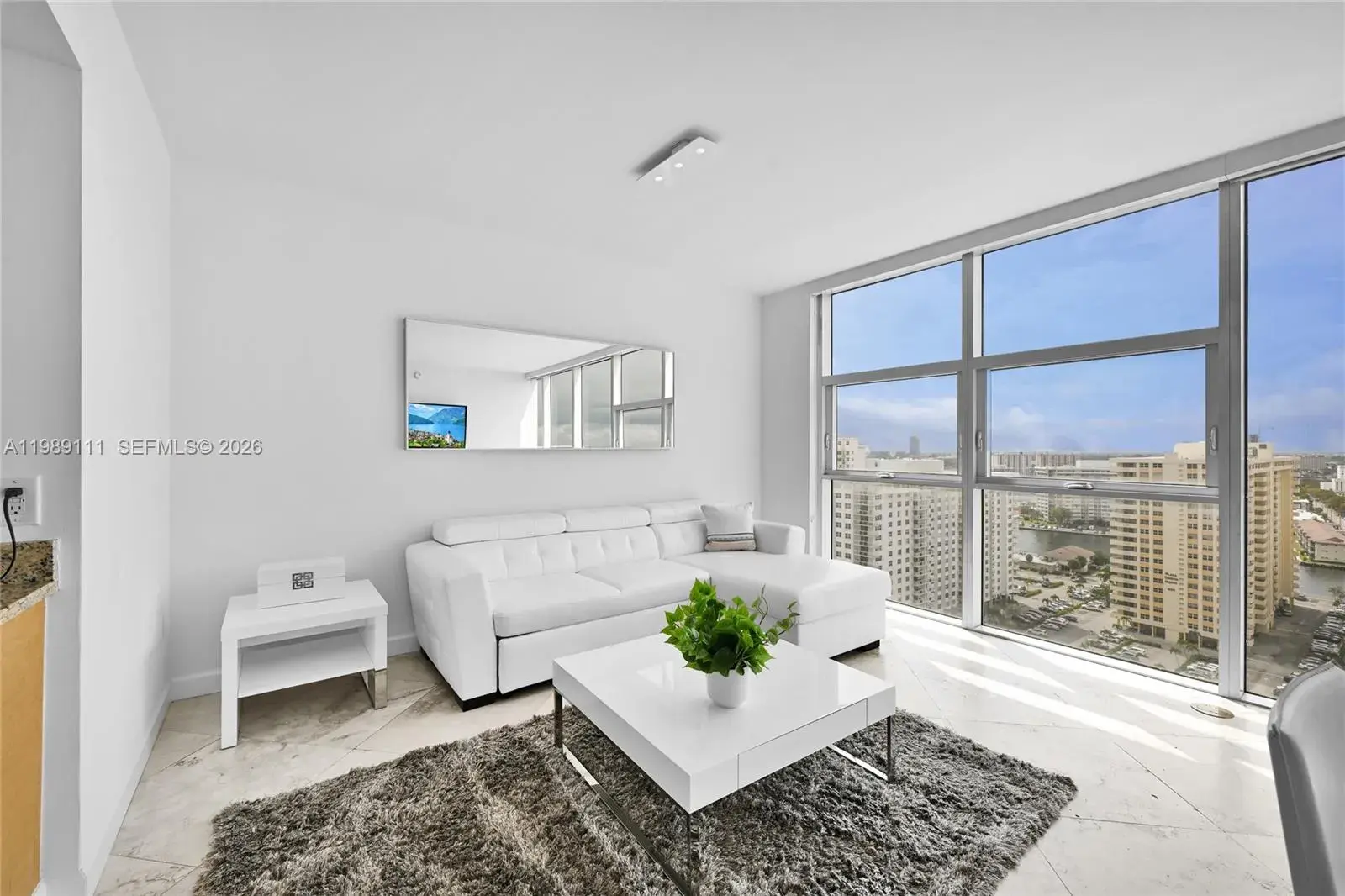 1830 S Ocean Dr # 1907, Hallandale Beach FL 33009