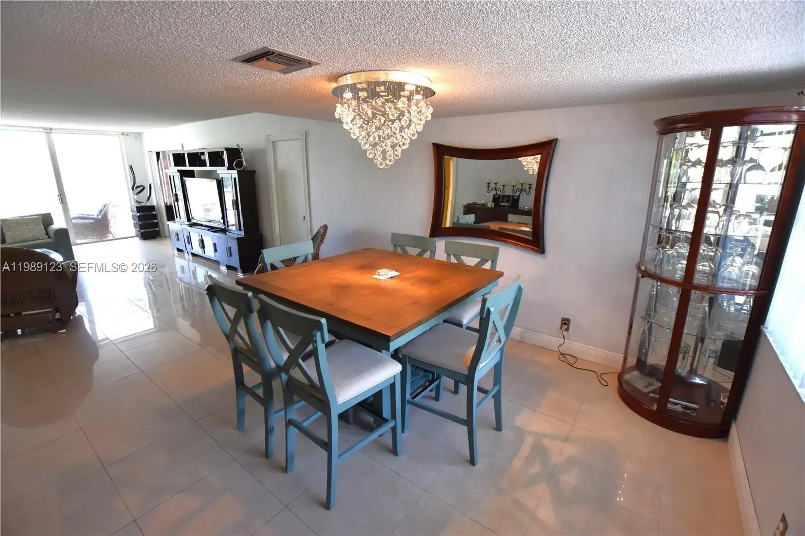 3800 Oaks Clubhouse Dr # 309, Pompano Beach FL 33069 photo 3