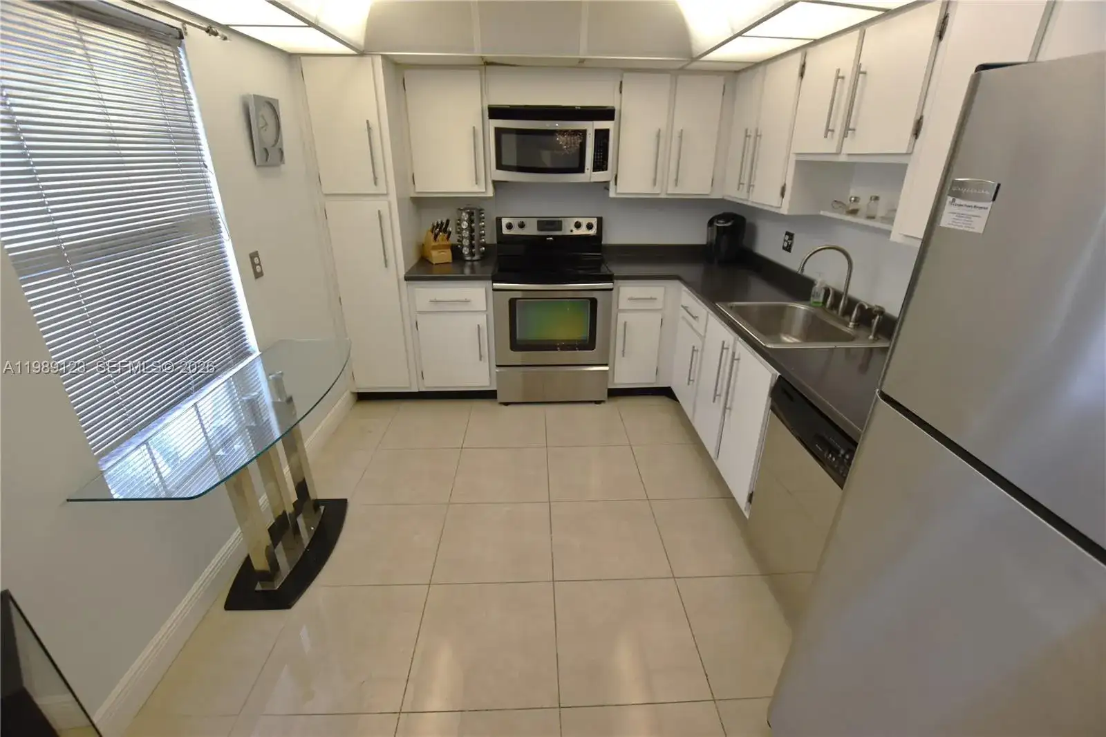 3800 Oaks Clubhouse Dr # 309, Pompano Beach FL 33069 photo 5