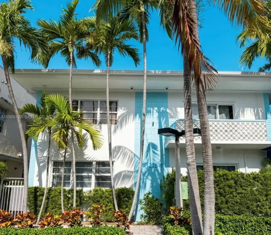 2 bedroom 1 bath Residential for sale at 1228 Pennsylvania Ave # 7, Miami Beach FL 33139
