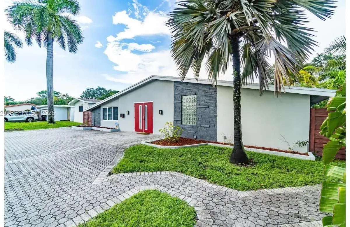 3161 Riverland Rd, Fort Lauderdale FL 33312