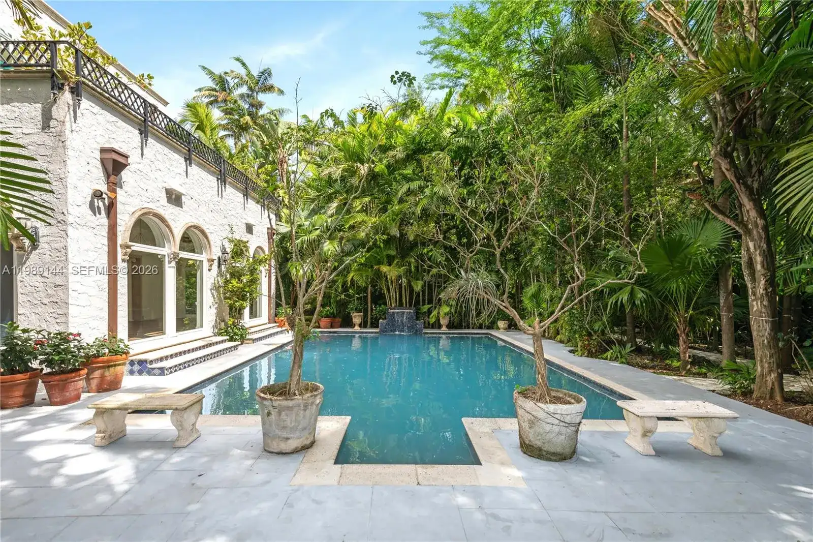3685 Royal Palm Ave, Miami FL 33133 photo 2
