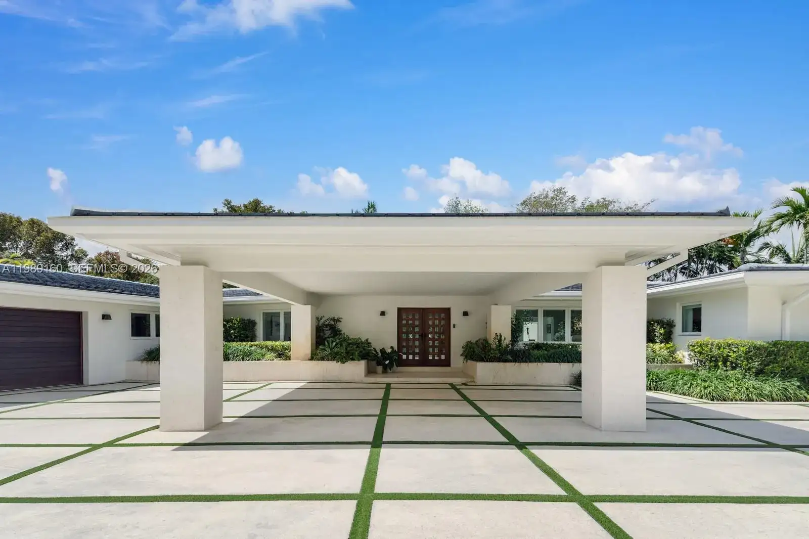6120 Riviera Dr, Coral Gables FL 33146 photo 4