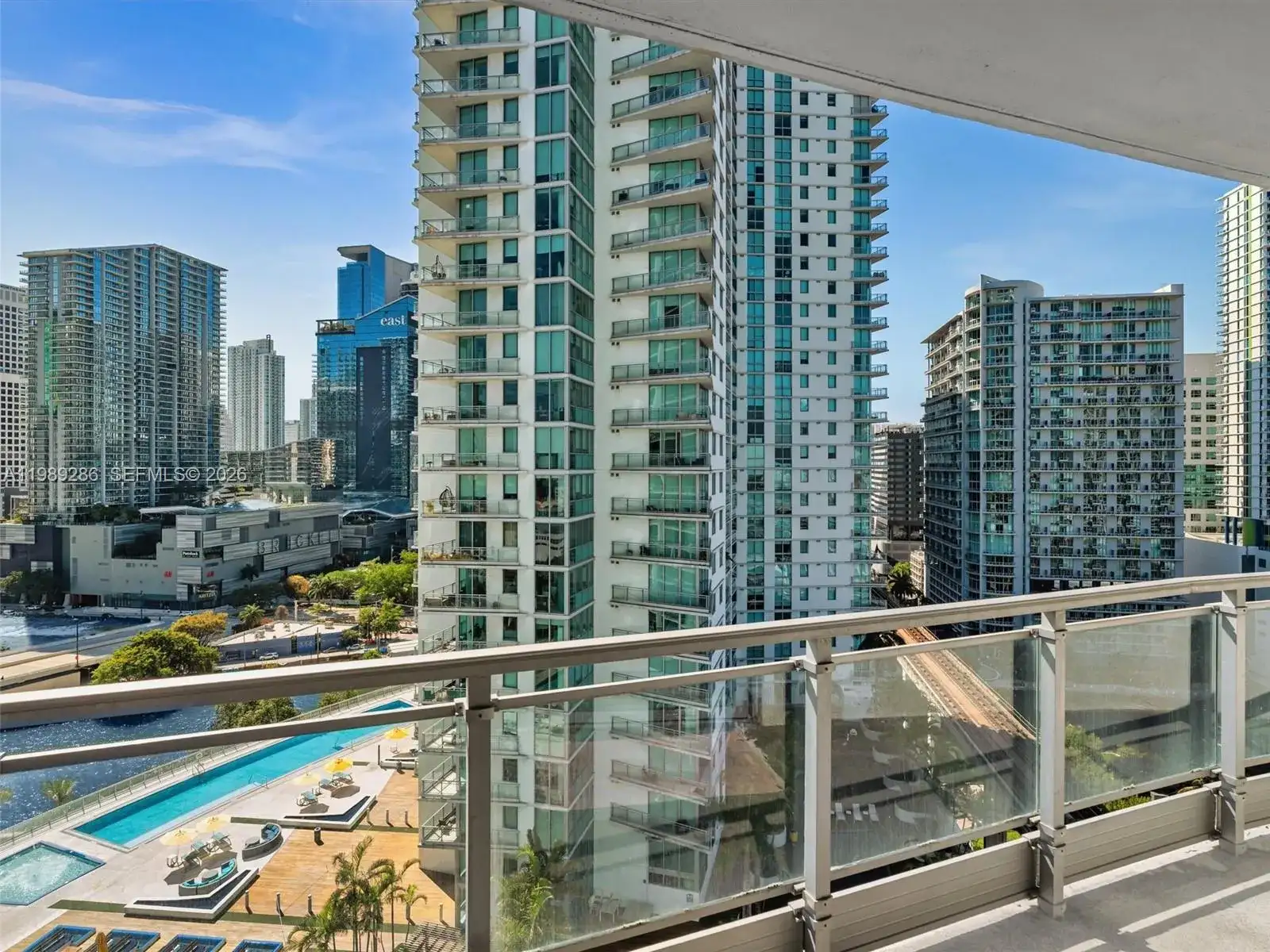 90 SW 3rd St # 2013, Miami FL 33130 photo 4