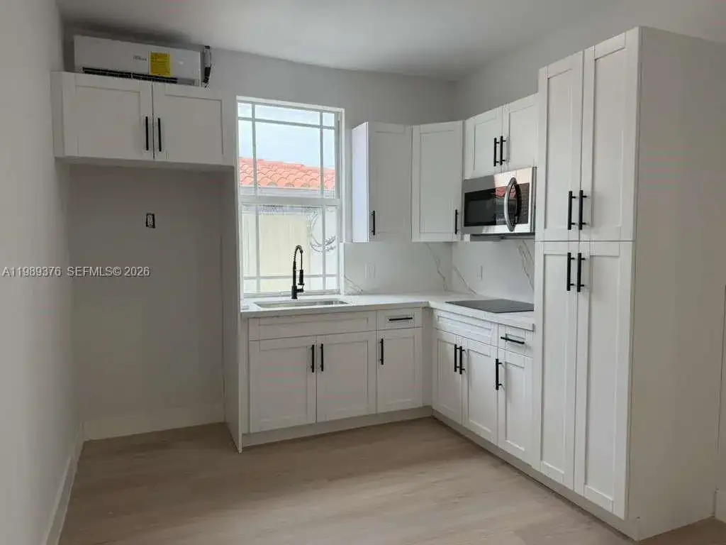 2425 SW 6th St # 10, Miami FL 33135 photo 2