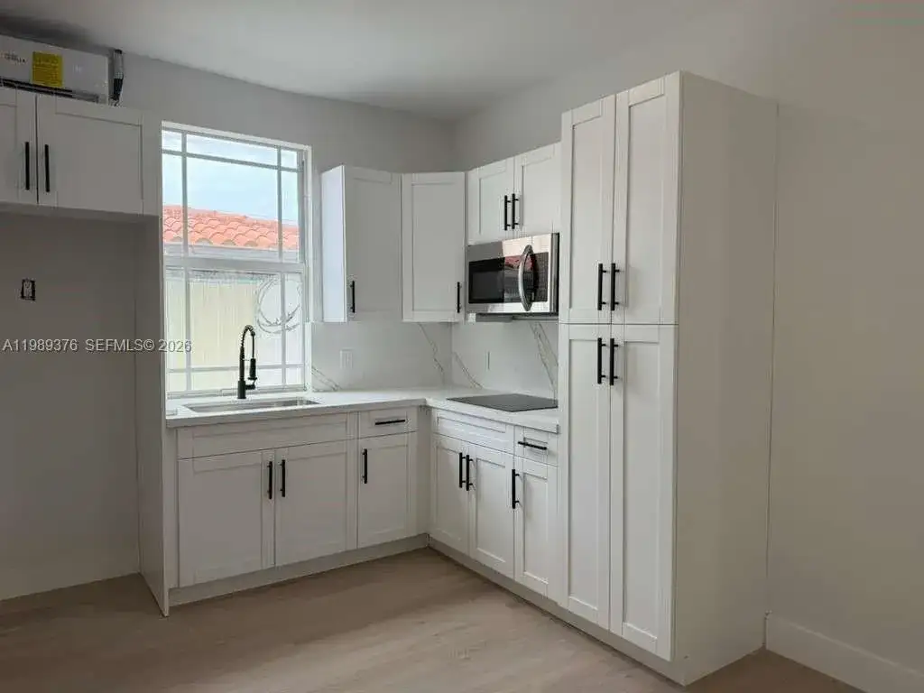 2425 SW 6th St # 10, Miami FL 33135 photo 3