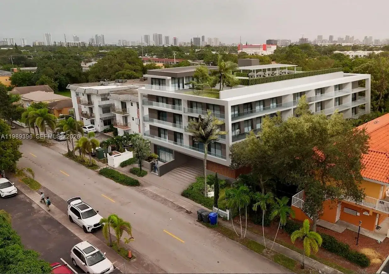 2242 Monroe St, Hollywood FL 33020 photo 4