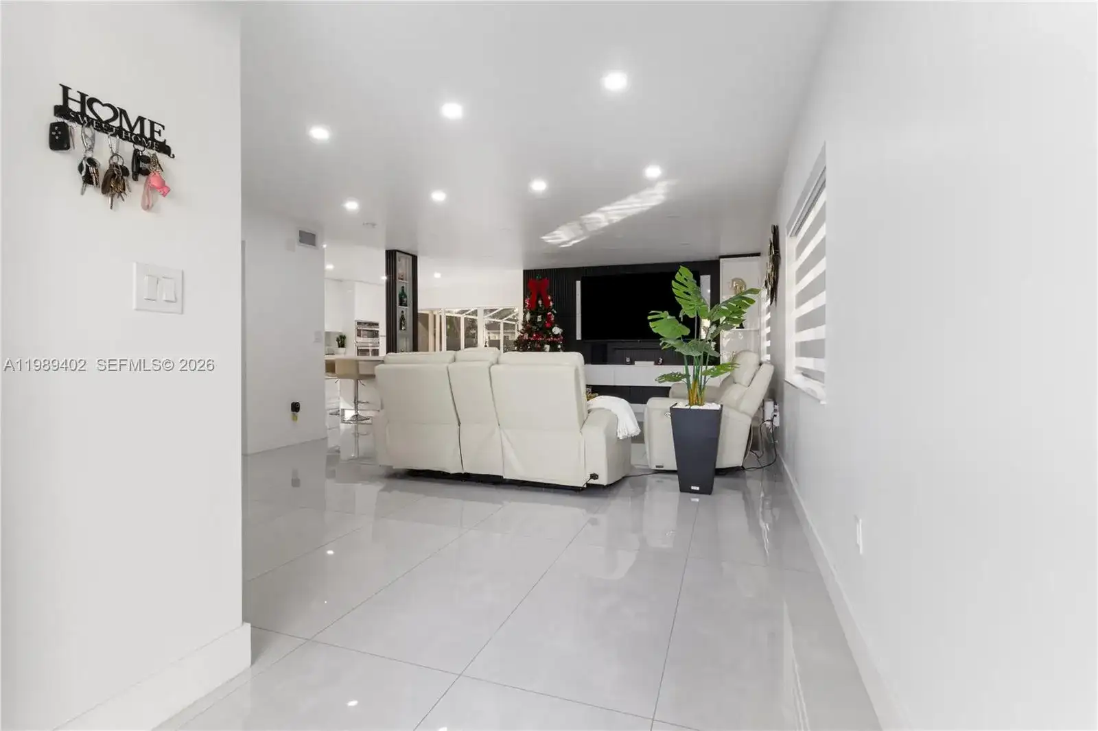 14052 SW 167th Ter, Miami FL 33177 photo 4