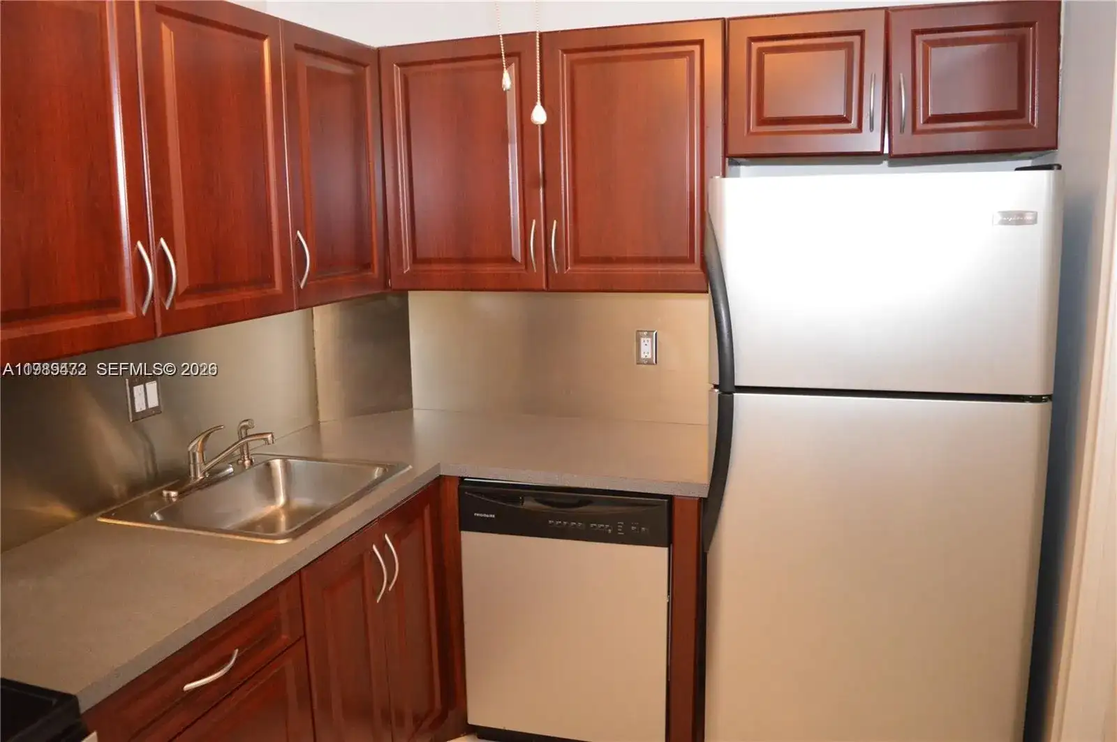 9 NE 19th Ct # 204C, Wilton Manors FL 33305 photo 2