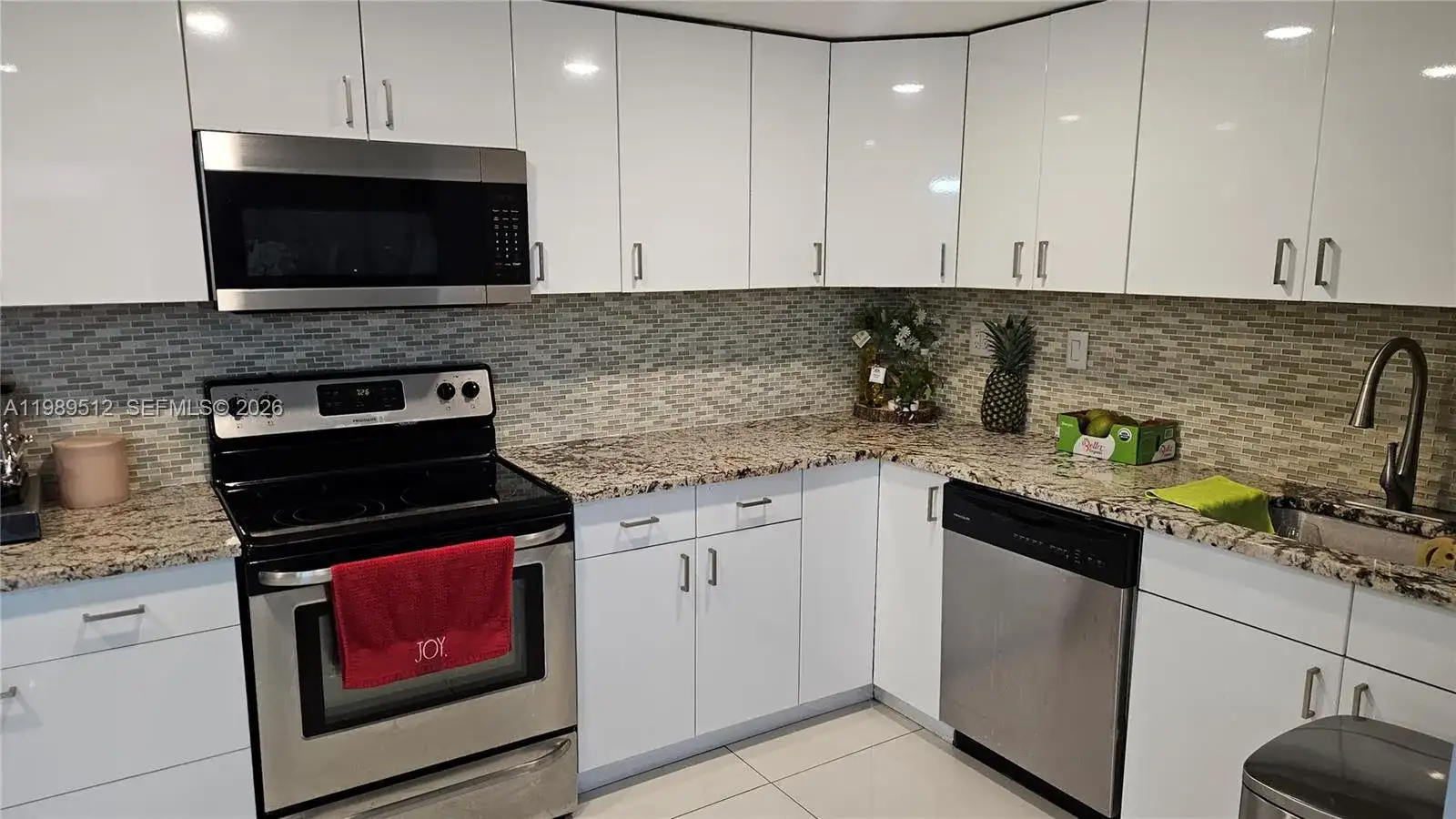 11111 Biscayne Blvd # 3F, Miami FL 33181 photo 3