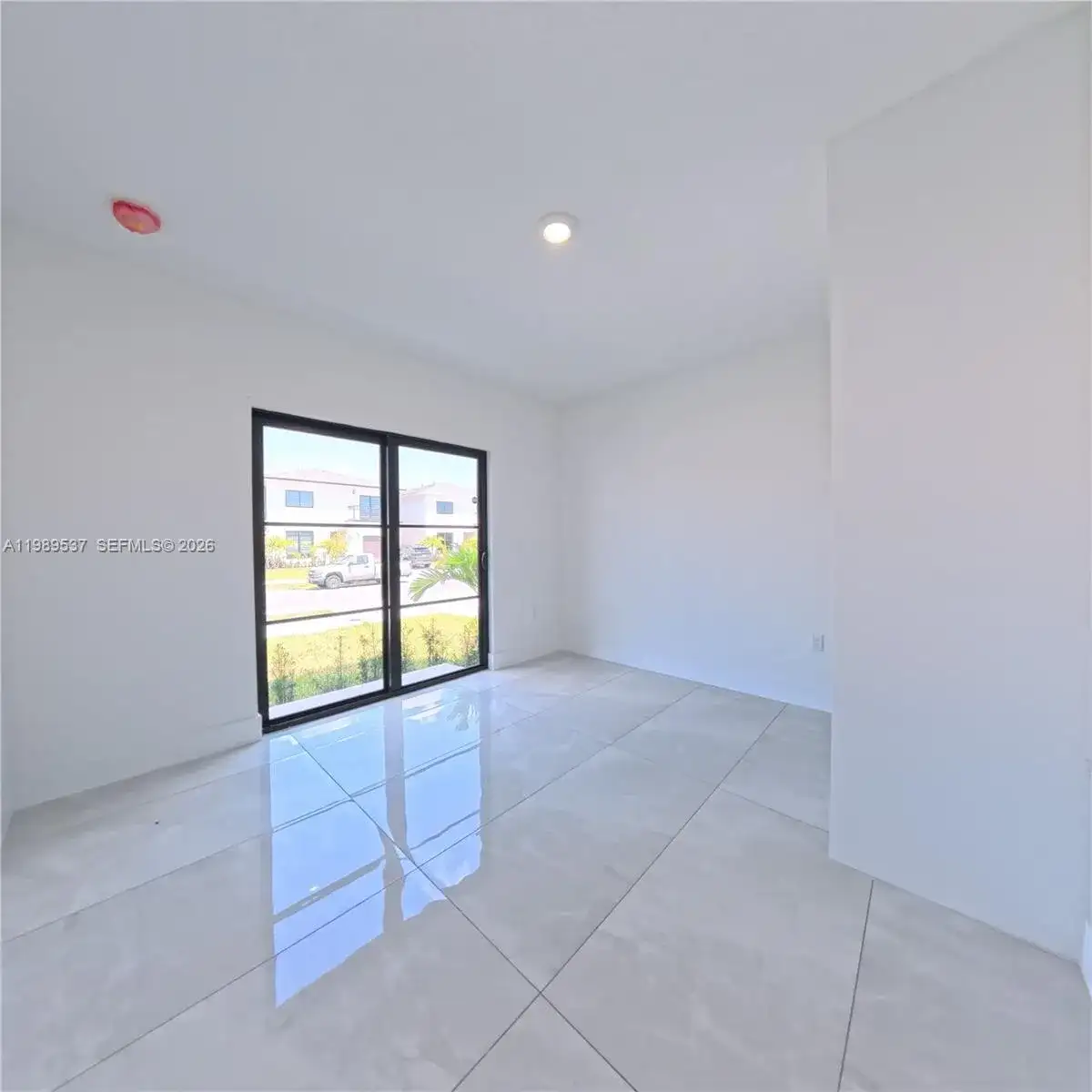 1374 NW 1st St, Florida City FL 33034 photo 5