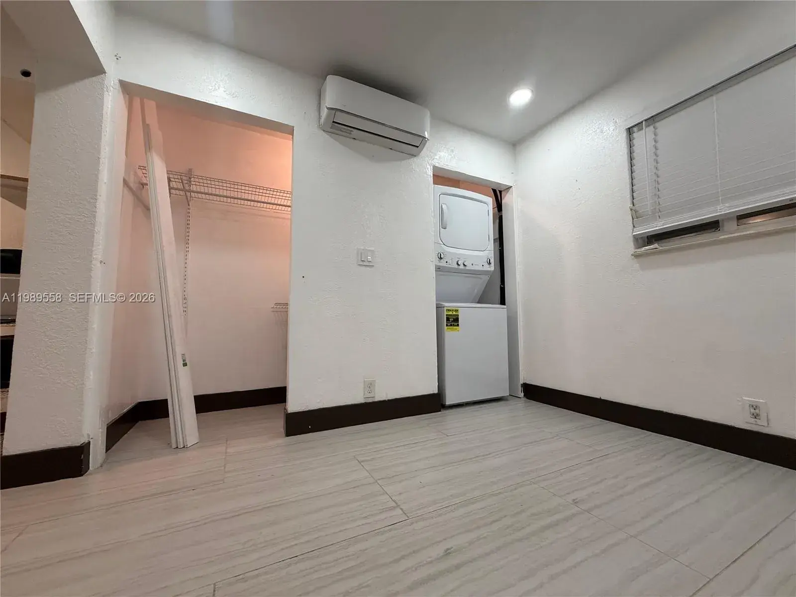 1881 SW 42nd Ter Unit B, Fort Lauderdale FL 33317