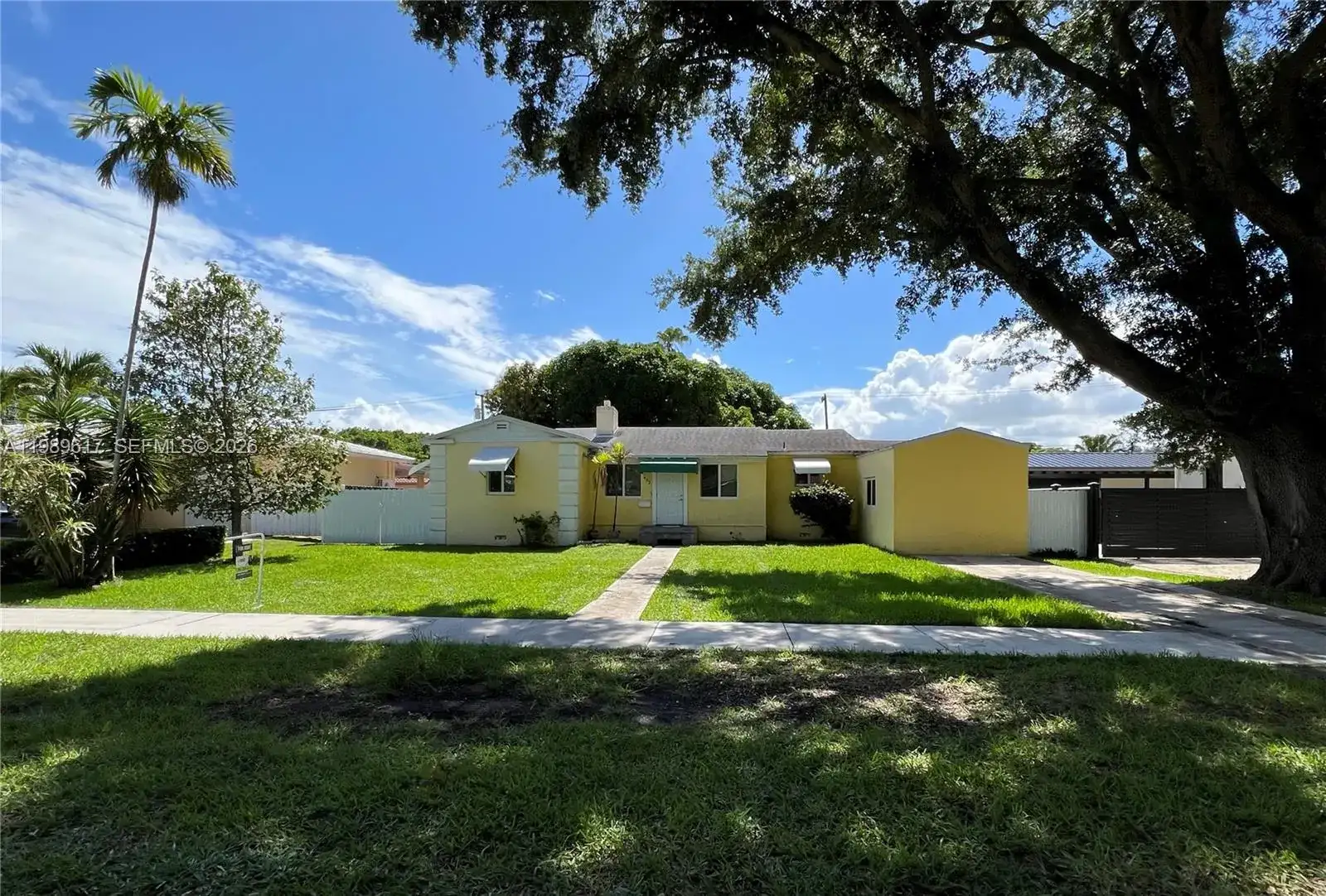 432 Palmetto Dr # 0, Miami Springs FL 33166 photo 2