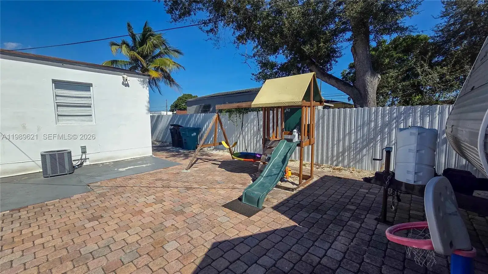 1236 Rutland St, Opa-Locka FL 33054 photo 5