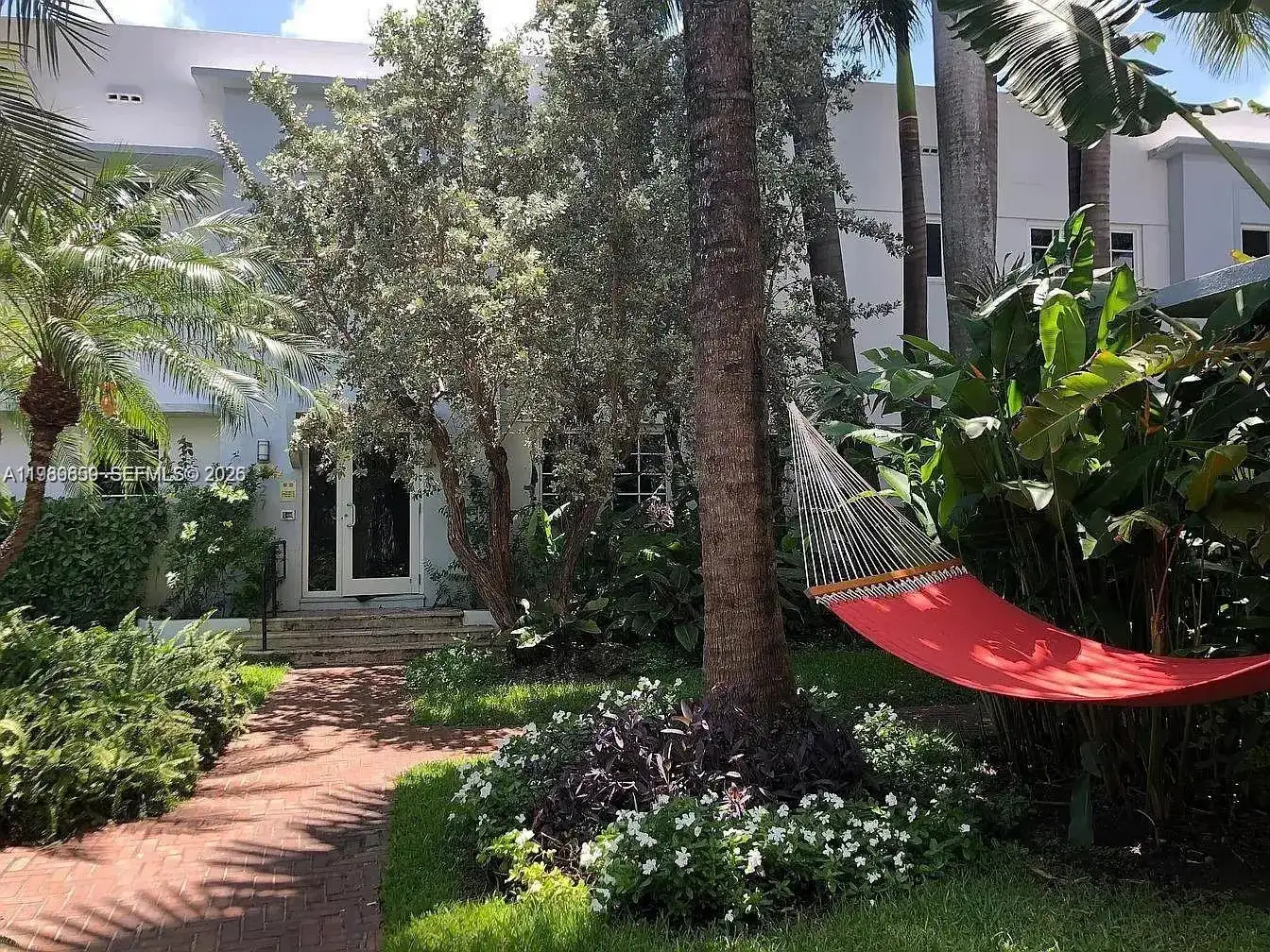 727 14th Pl # 1, Miami Beach FL 33139 photo 2