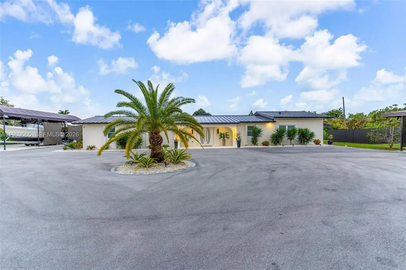 24655 SW 212th Ave, Homestead FL 33031 photo 2