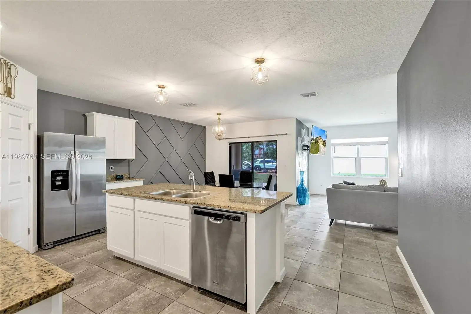 6479 NW Castlebrook Ave, Port St. Lucie FL 34983